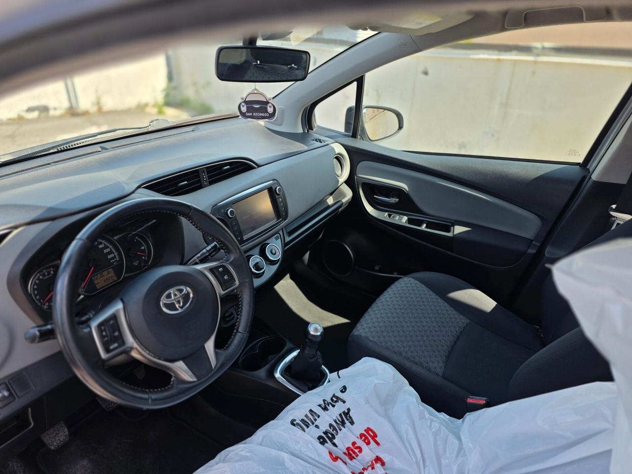 Toyota Yaris 1.0 5 porte Lounge