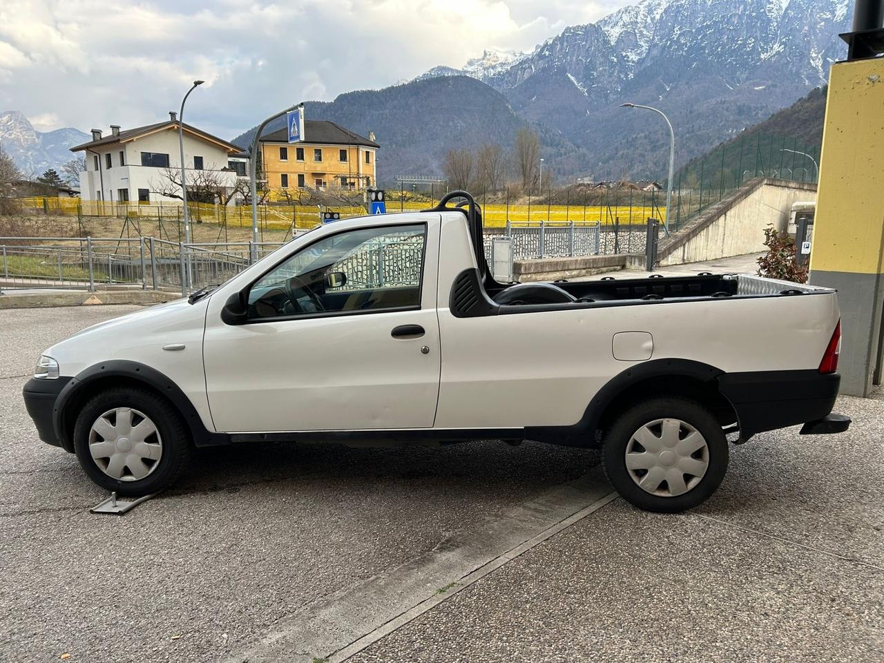 Fiat Strada 1.9 JTD Pick-up
