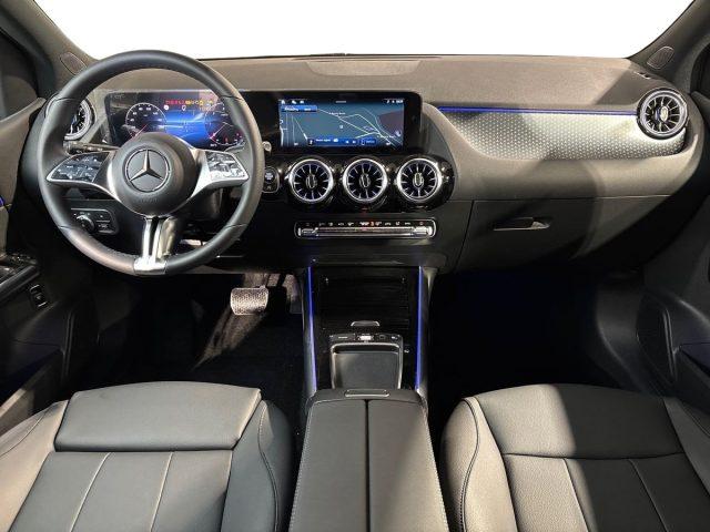 MERCEDES-BENZ B 180 d Automatic Street Edition