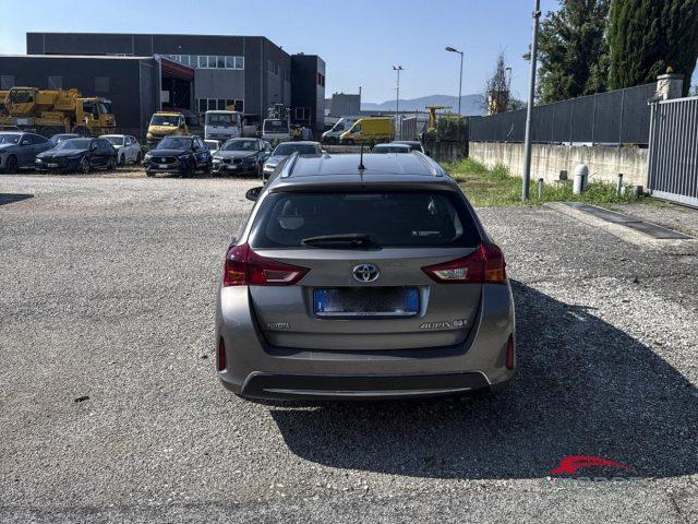 TOYOTA Auris Touring Sports 1.8 Hybrid Lounge - PER OPERATORI DEL SETTORE