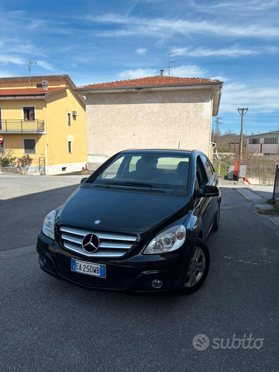 MERCEDES CLASSE B 180 2.0DIESEL 2010