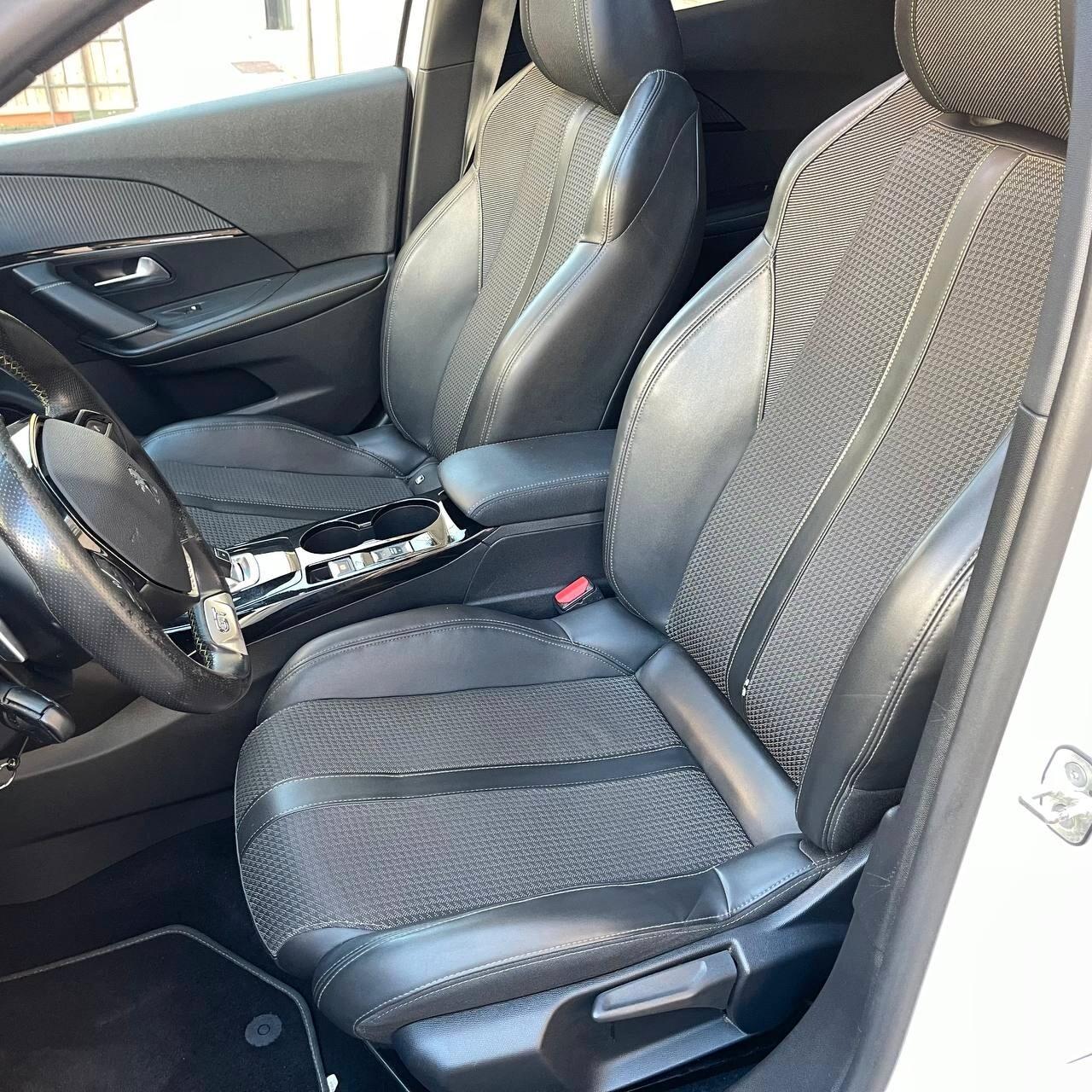 Peugeot 2008 1.5 diesel 130cv EAT8 GT Line