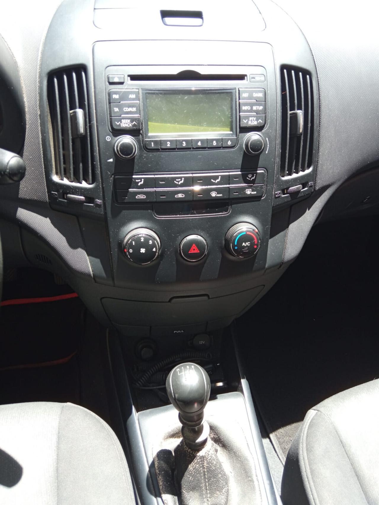 Hyundai i30 1.6 CRDi VGT 16V 90CV 5p.