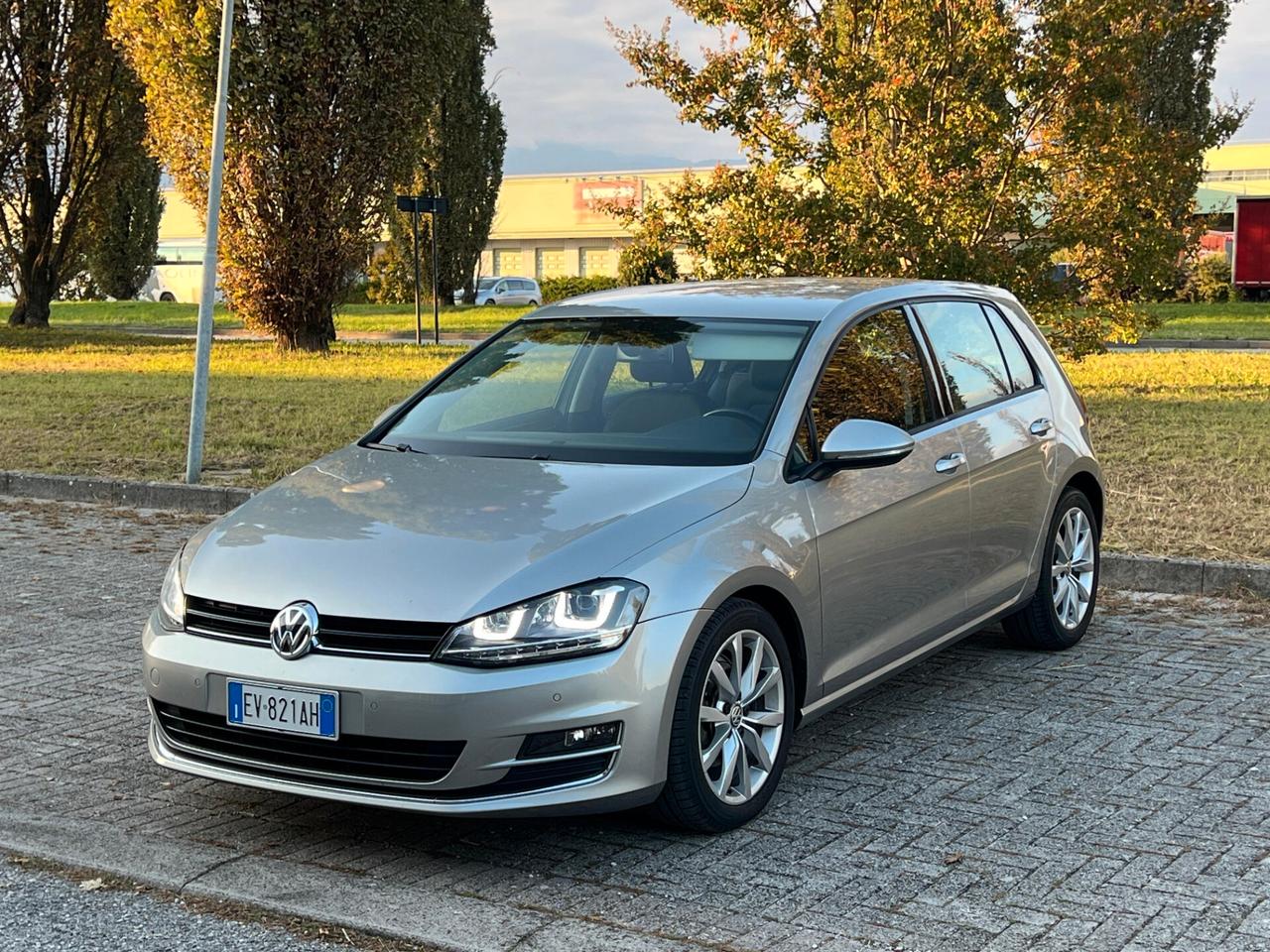 Volkswagen Golf 1.6 TDI DSG 5p. Highline BlueMotion Technology