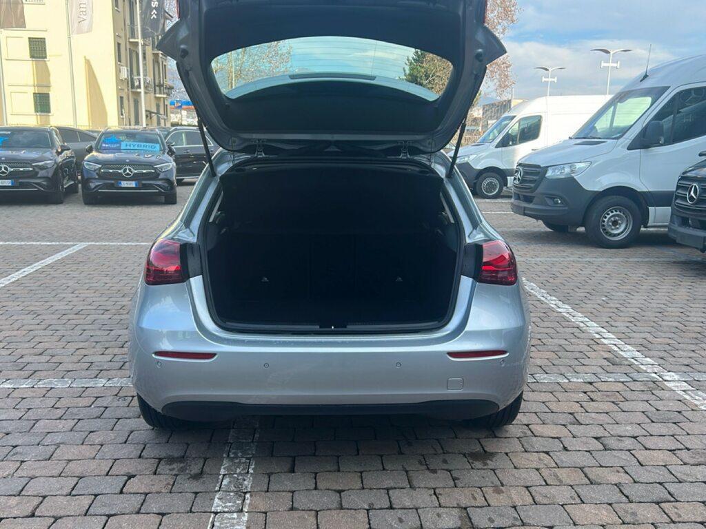 Mercedes Classe A 180 180 D Advanced 8G-DCT