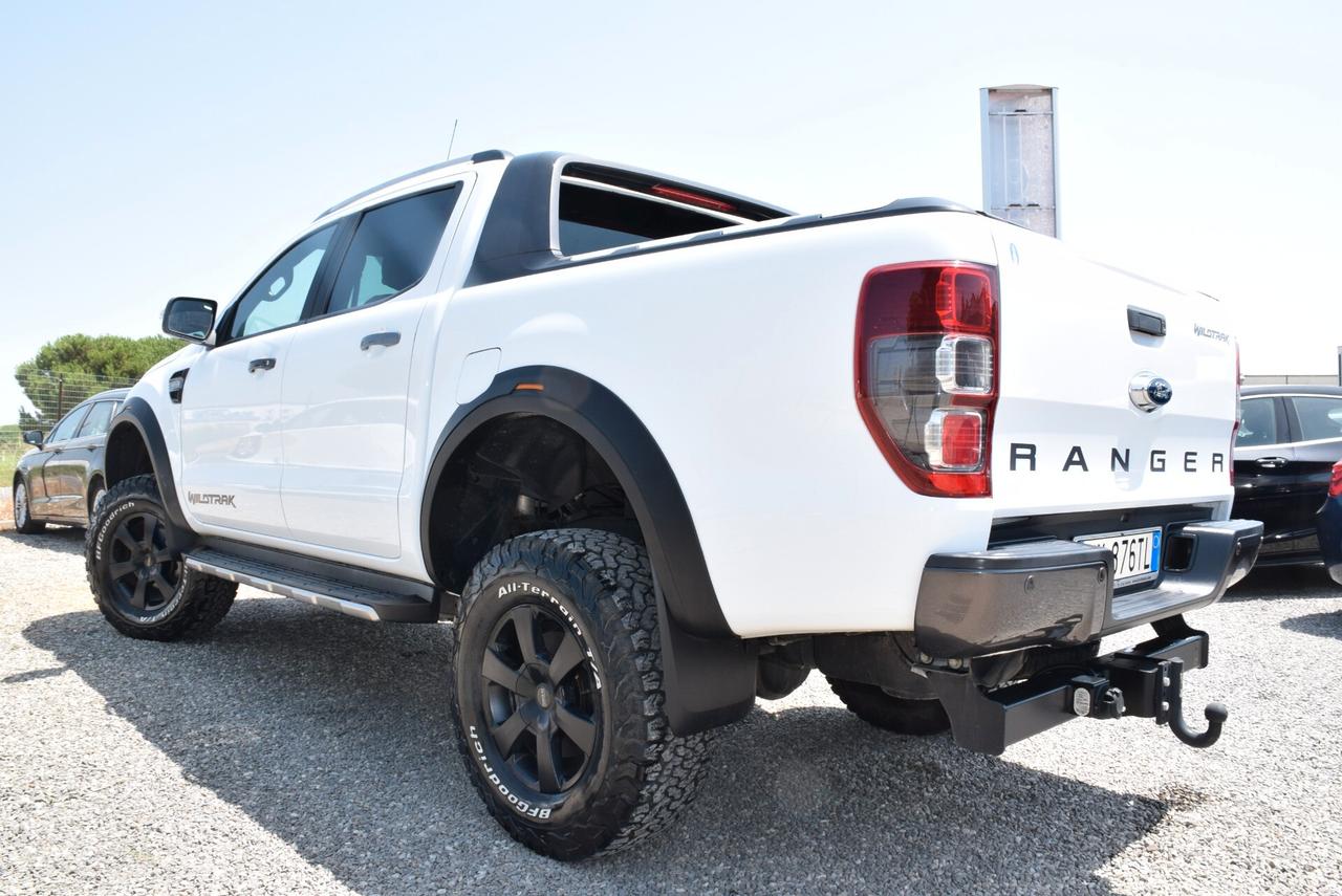 Ford Ranger 4X4 WILDTRAK CABINA RIALZATA - GANCIO 3.2TDCi AUTOM. IVA DETR.