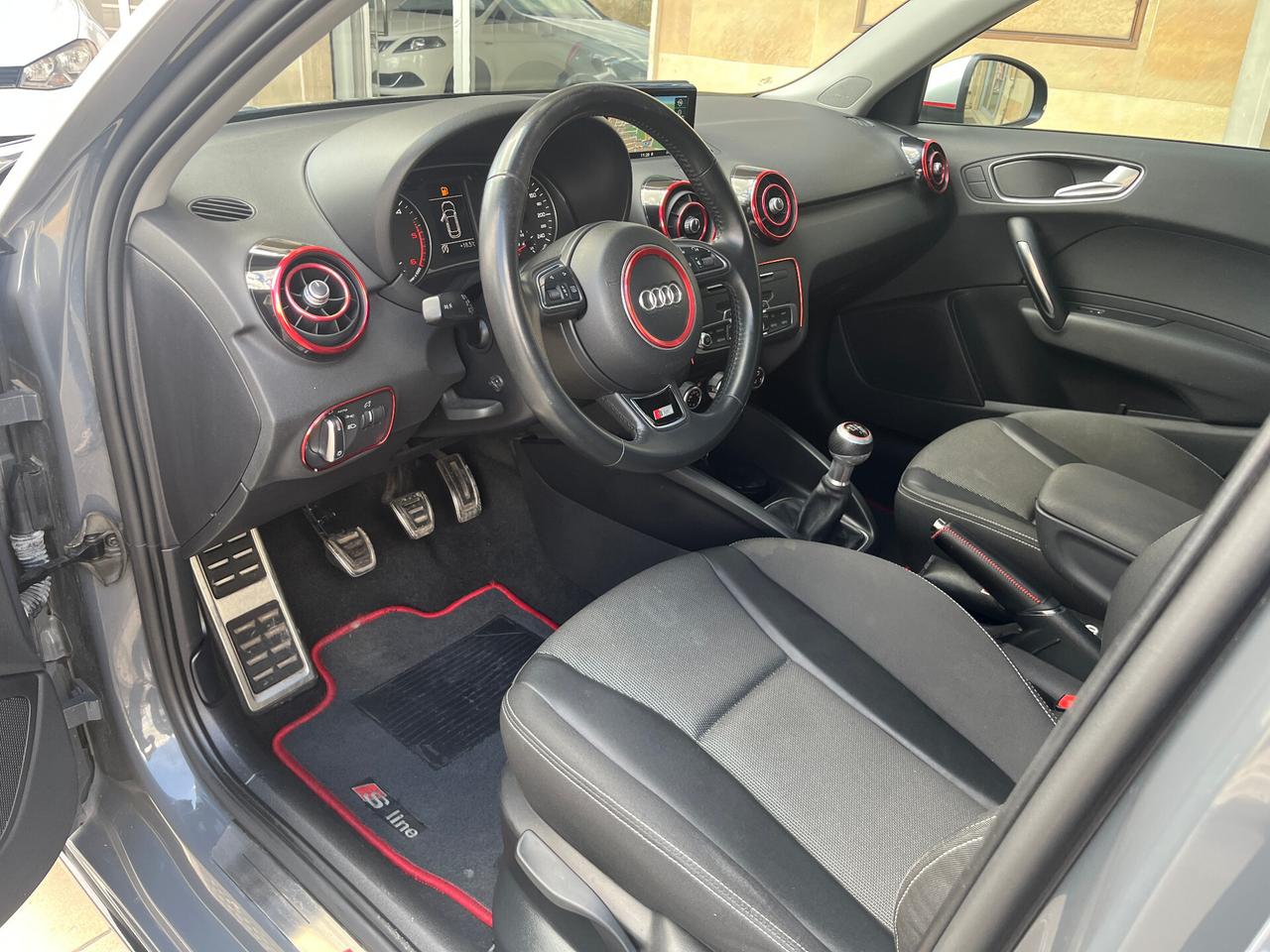 Audi A1 SPB 1.4 TDI S-Line 5 Posti