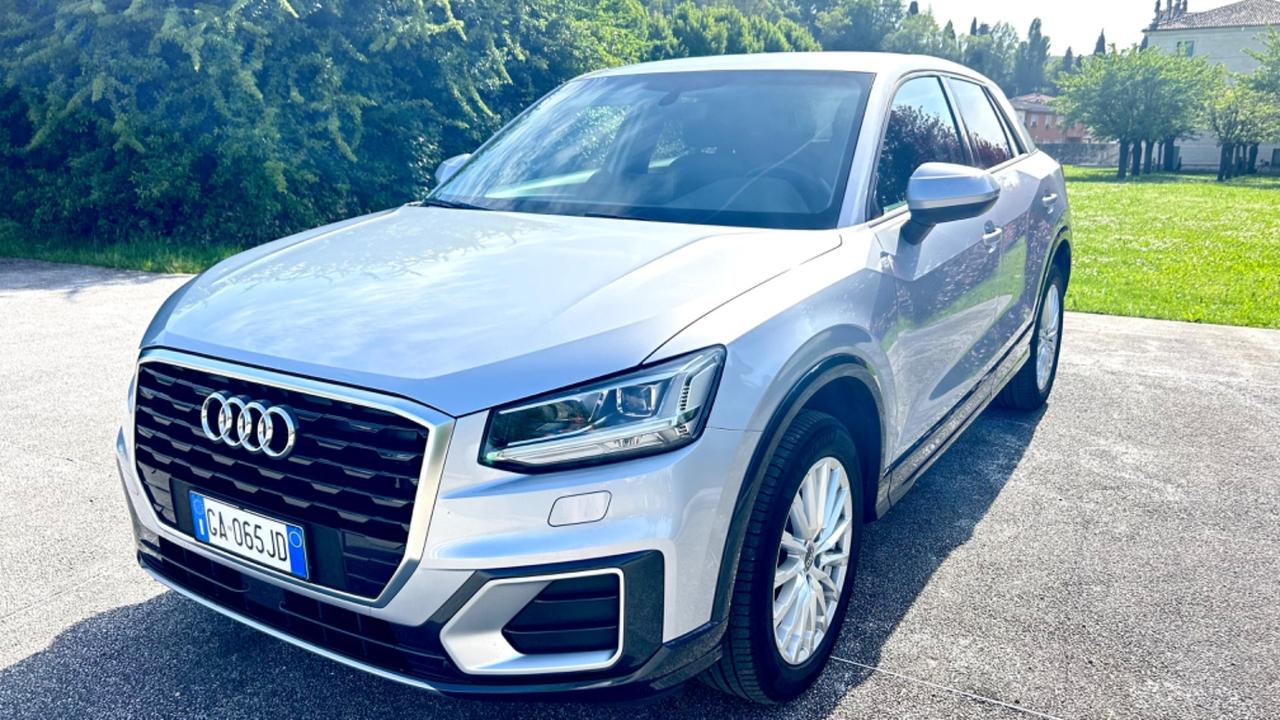Audi Q2 35 TDI S tronic Admired