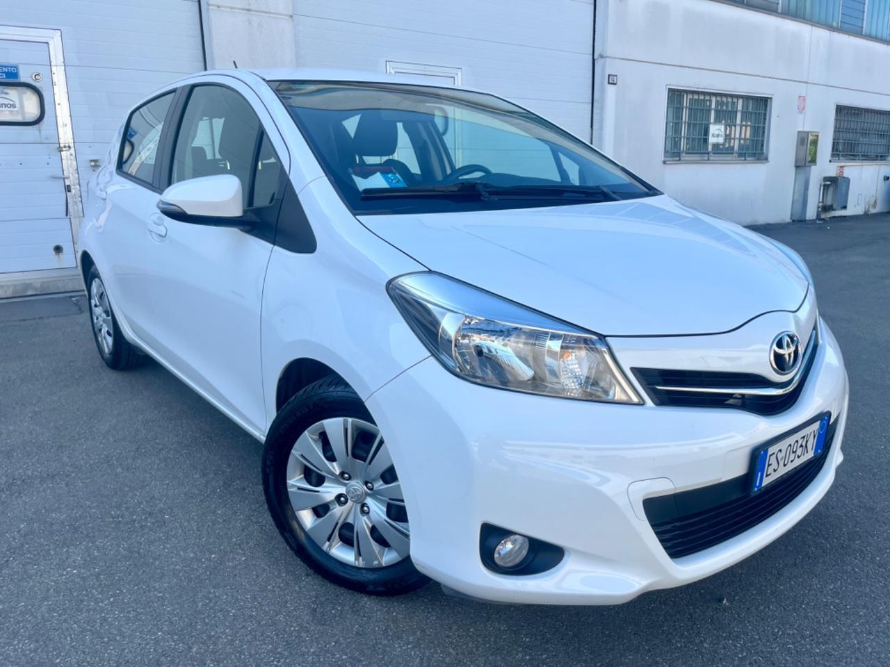 Toyota Yaris 1.0benz 2013 92.000km perfetta