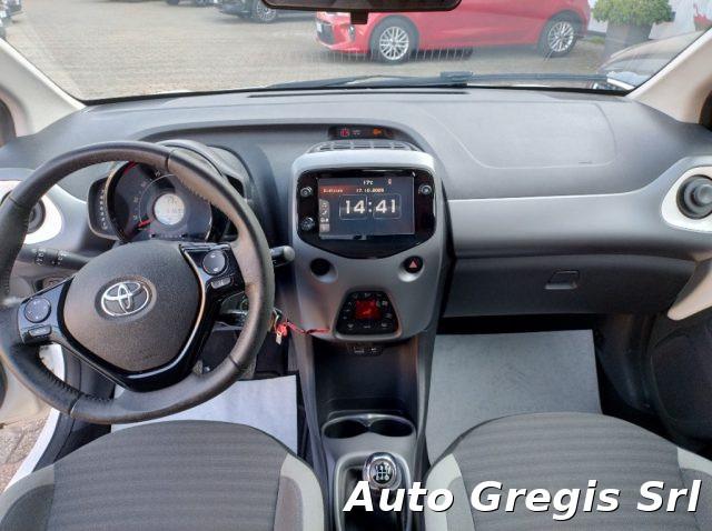 TOYOTA Aygo 1.0 VVT-i 72 CV x-play-GARANZIA FINO 36 MESI