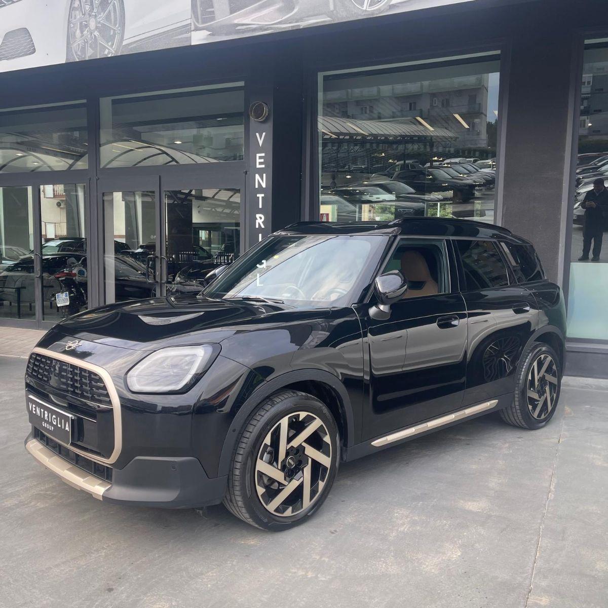 Mini Countryman U25 2.0 48V Favoured auto