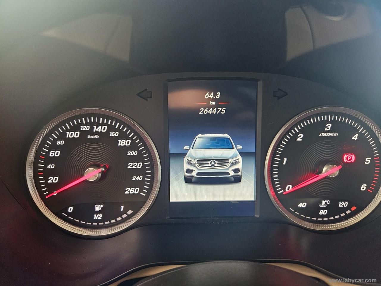 MERCEDES-BENZ GLC 220 d 4Matic Sport