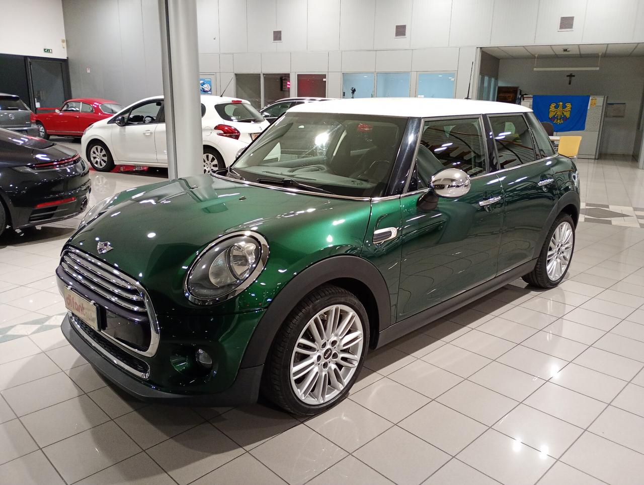 Mini Cooper D 1.5 5P