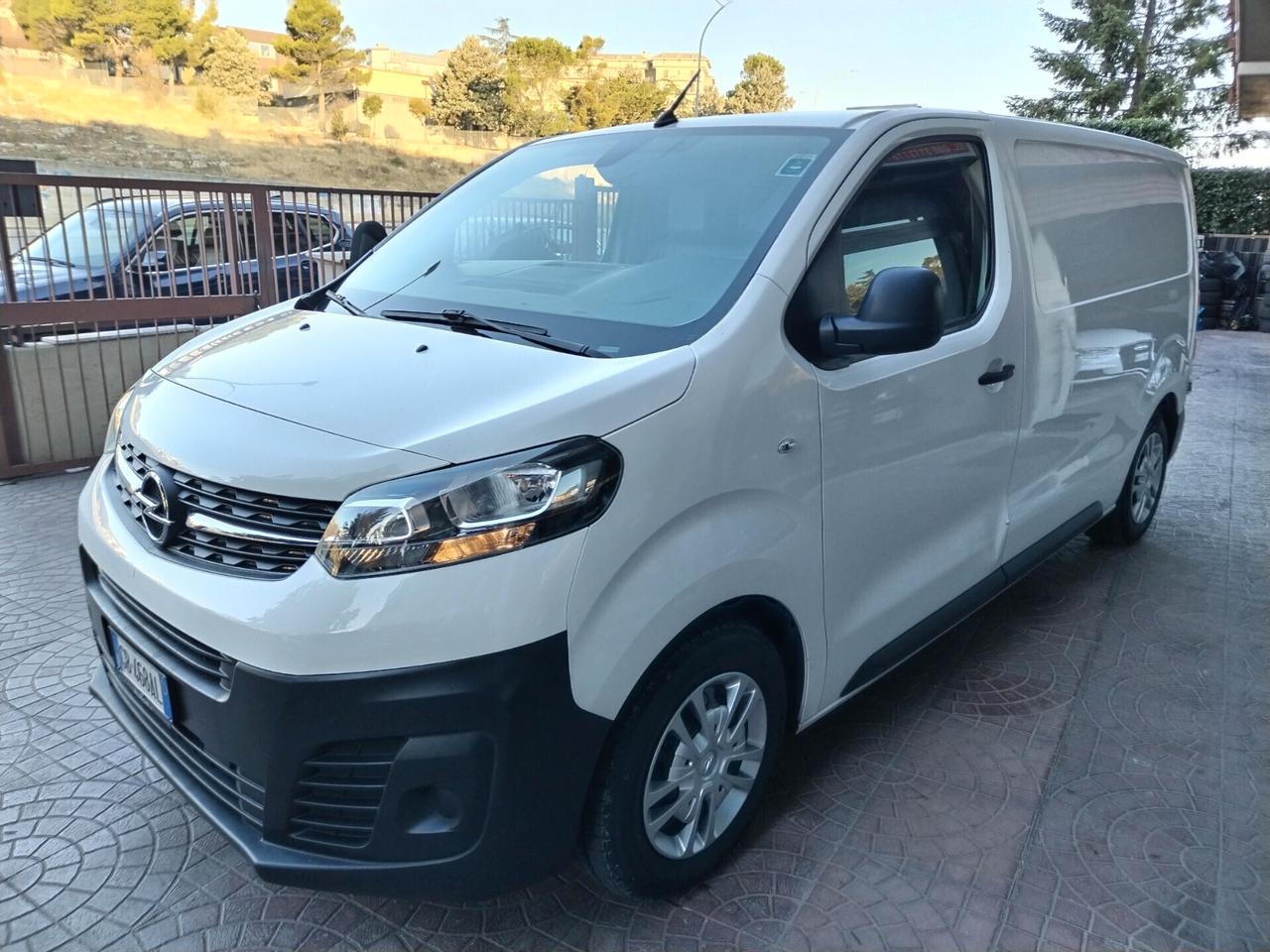 Opel Vivaro Opel Vivaro 2020 1.5 Blue HDi trasporto farmaci