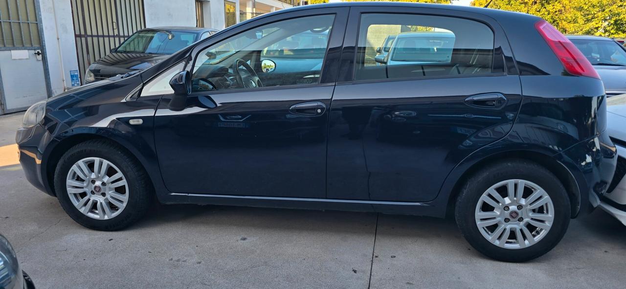 Fiat Punto 1.3 MJT II S&S 95 CV 5 porte Street