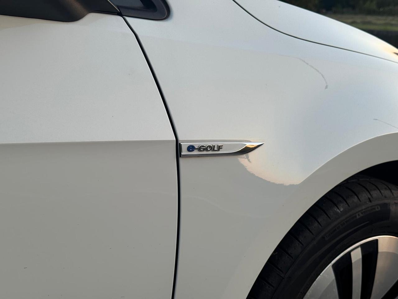 Volkswagen Golf e-Golf 115 CV
