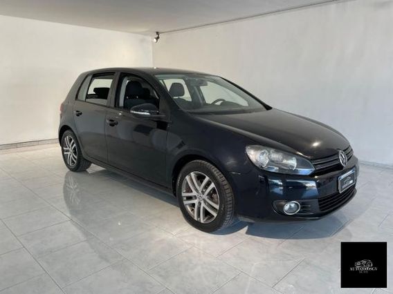 VOLKSWAGEN Golf 2010 1.6 5p. HIGHLINE+NAVI