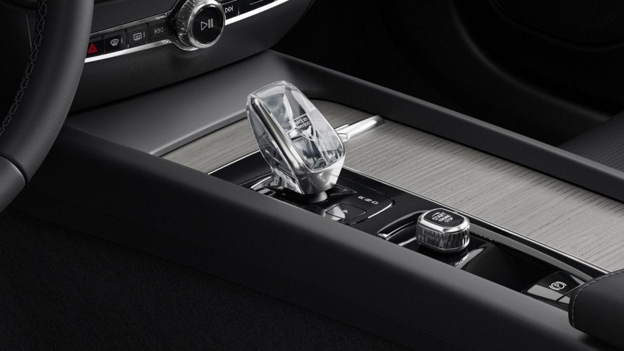 VOLVO V60 B4 Mild Hybrid Automatico Plus Dark