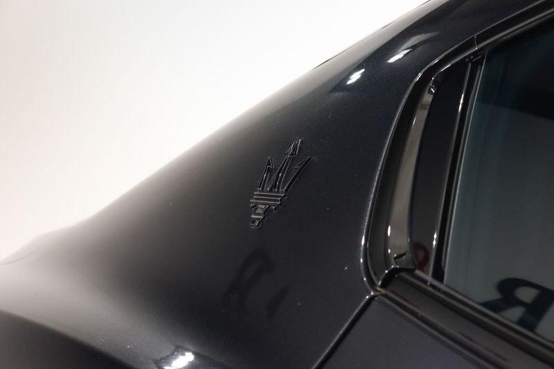 Maserati Ghibli Modena Ultima SQ4 430 CV