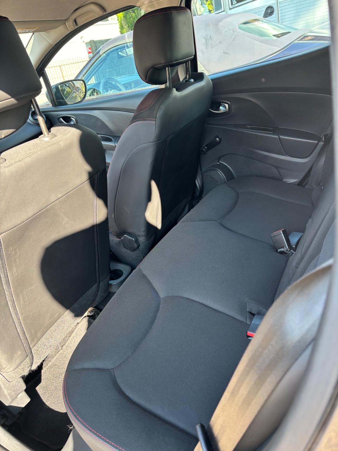 Renault Clio 1.2 75CV GPL 5 porte