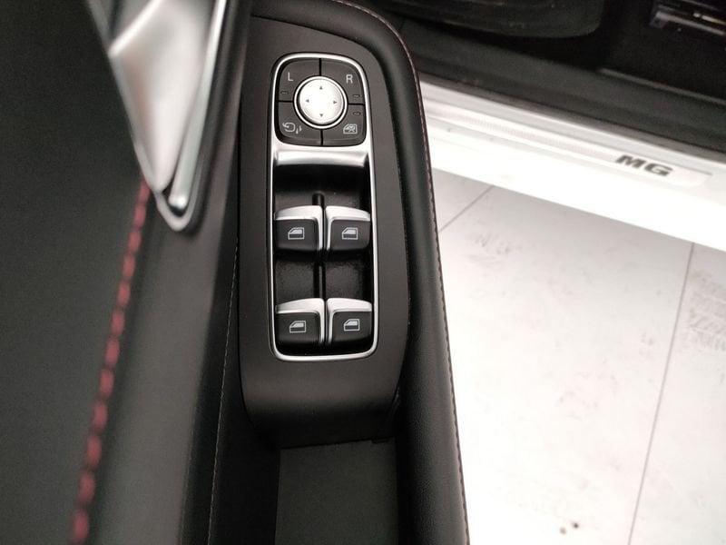 MG EHS Plug-in Hybrid Exclusive