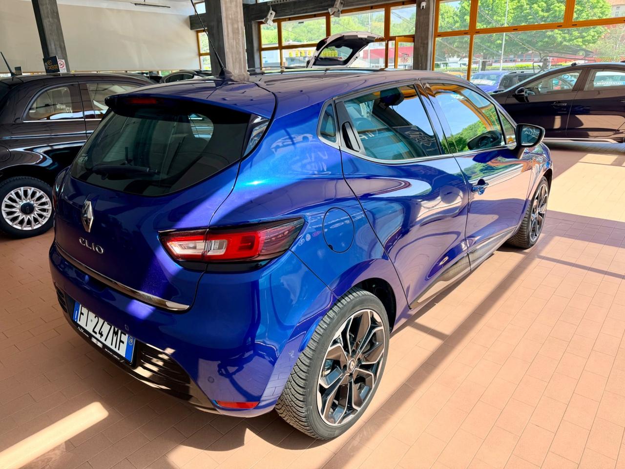 Renault Clio 1.5dCi 90cv Automatico Moschino E6