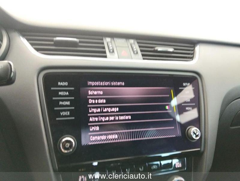 Škoda Octavia 2.0 TDI DSG Wagon RS (TETTO)