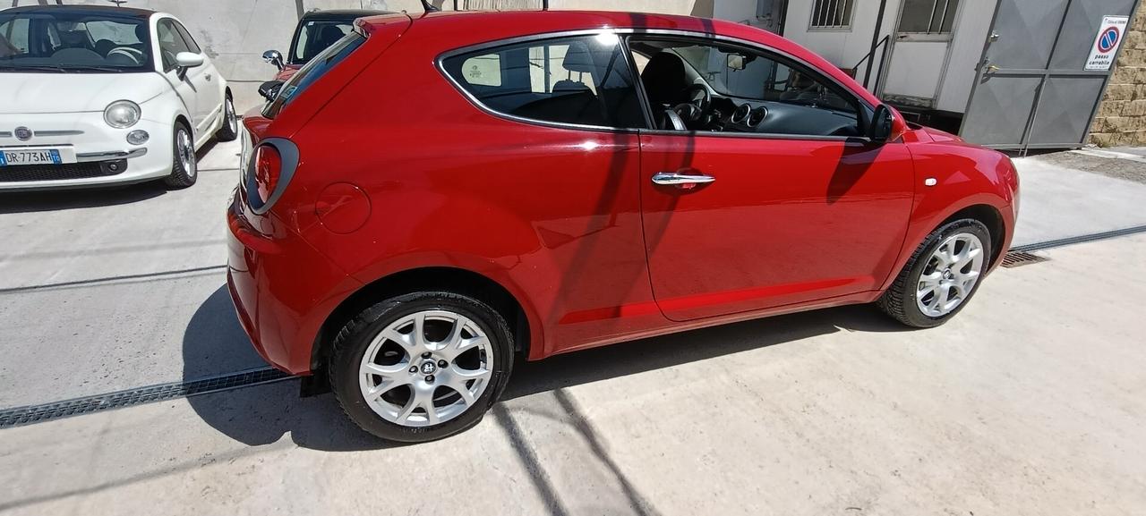 Alfa Romeo MiTo 1.4 78 CV Distinctive Sport Pack