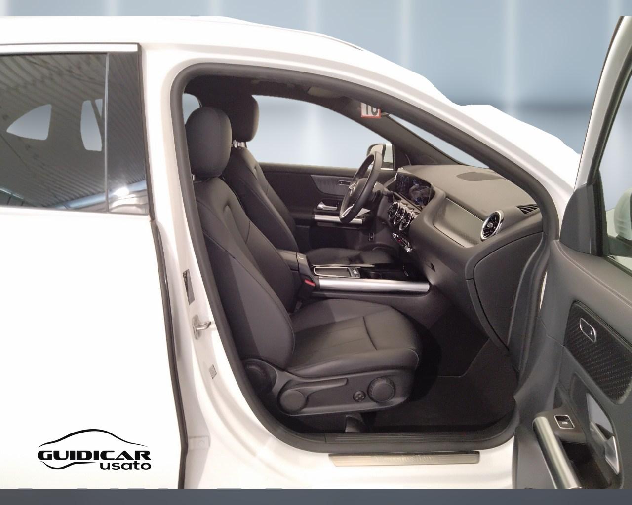 Mercedes-Benz GLA-H247 2023 - GLA 180 d Progressive Advanced auto
