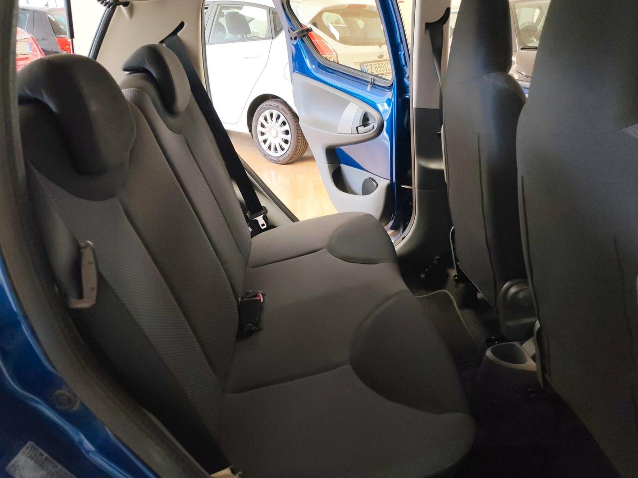 Toyota Aygo - FRIZIONE NUOVA + DISCHI E PASTIGLIE NUOVI !!!