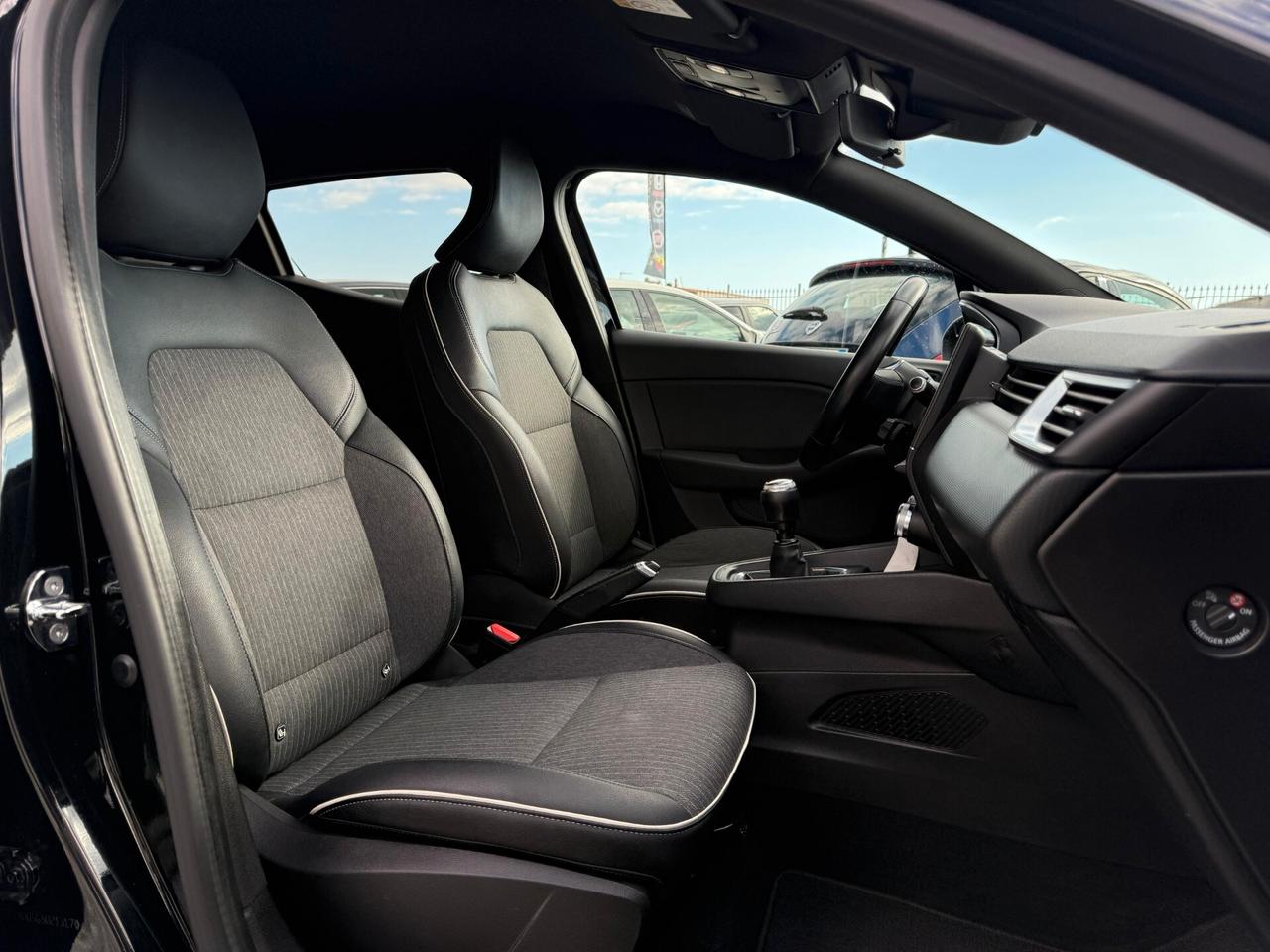 Renault Clio TCe 100 CV 5 porte Life