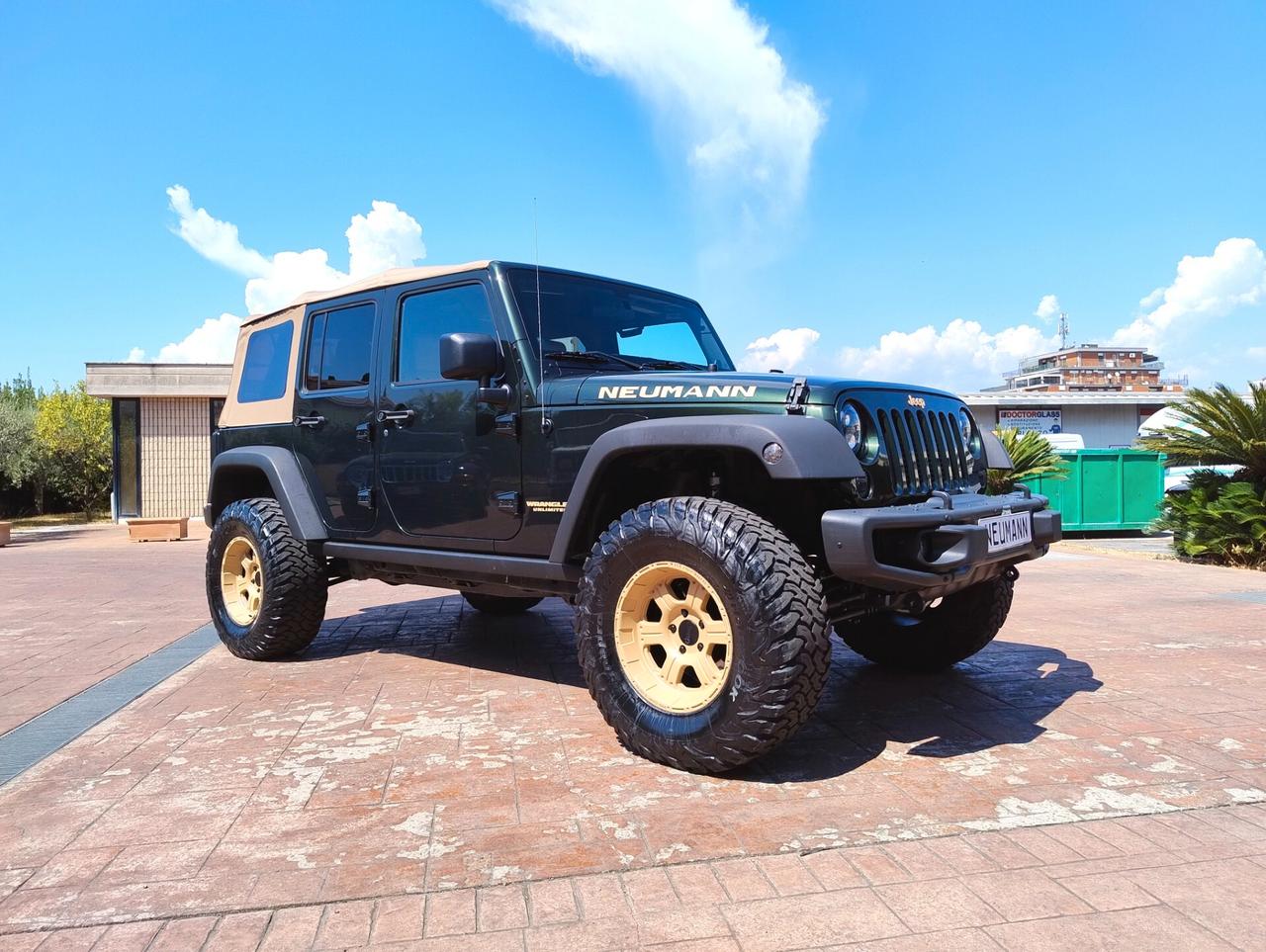 Jeep Wrangler Unlimited 2.8 CRD DPF Sahara Auto