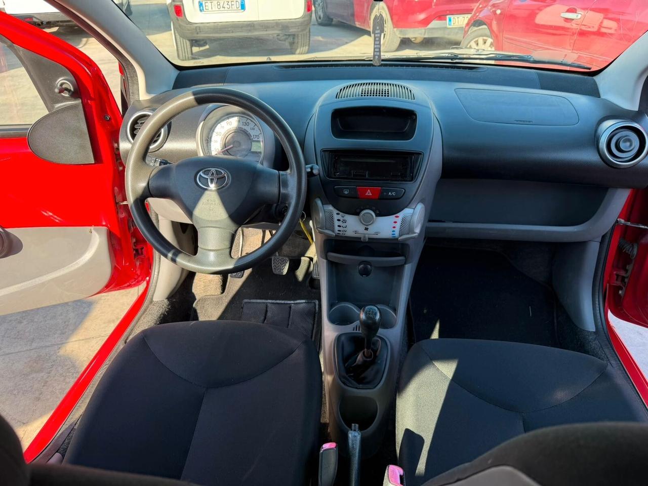 Toyota Aygo 1.0 12V VVT-i 5 porte Sol
