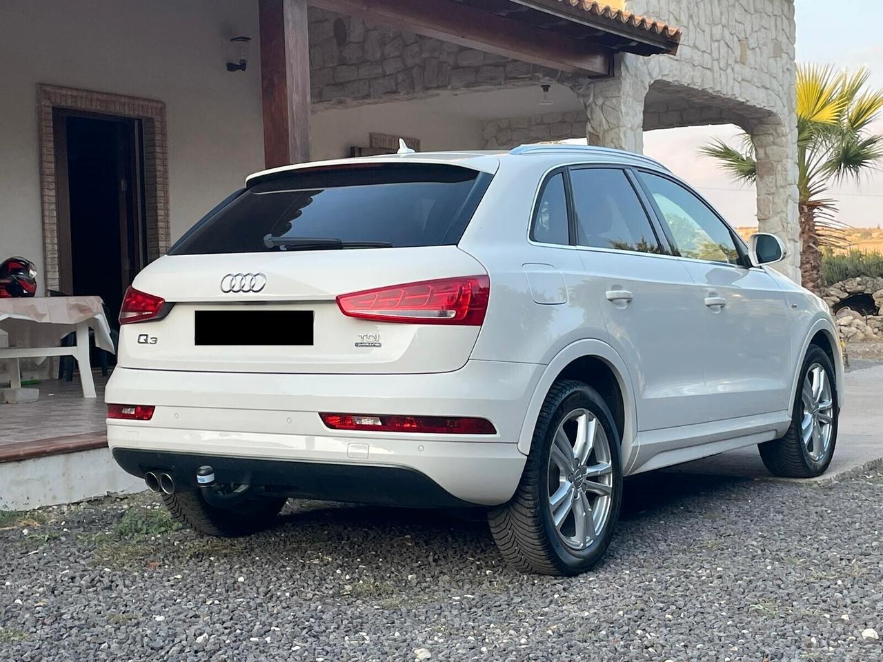 Audi Q3 2.0 TDI 150 CV S Line