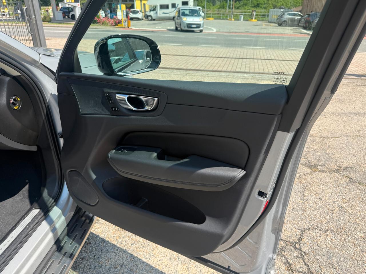 Volvo XC 60 XC60 B5 AWD automatico Plus Dark