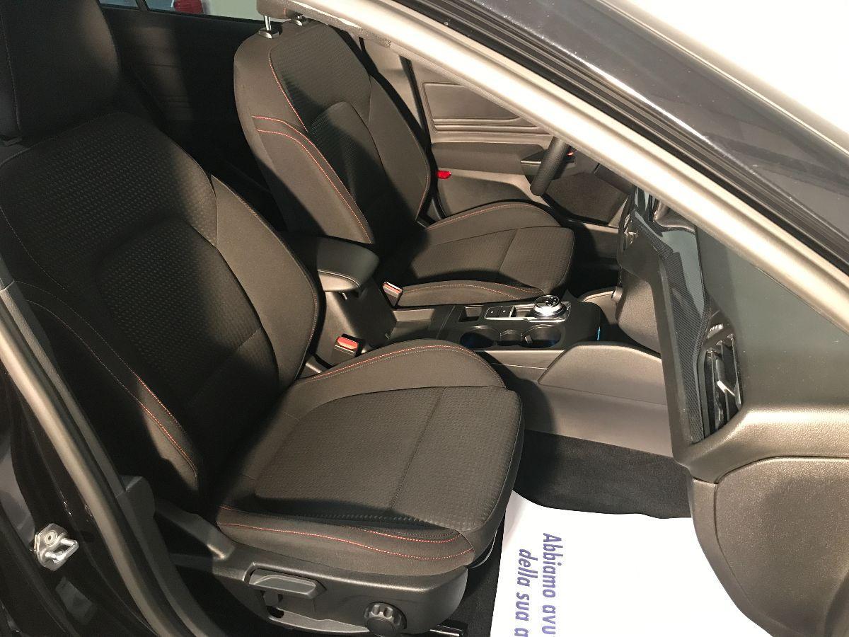 FORD Focus Station Wagon 1.5 EcoBlue 120CV aut. ST LINE