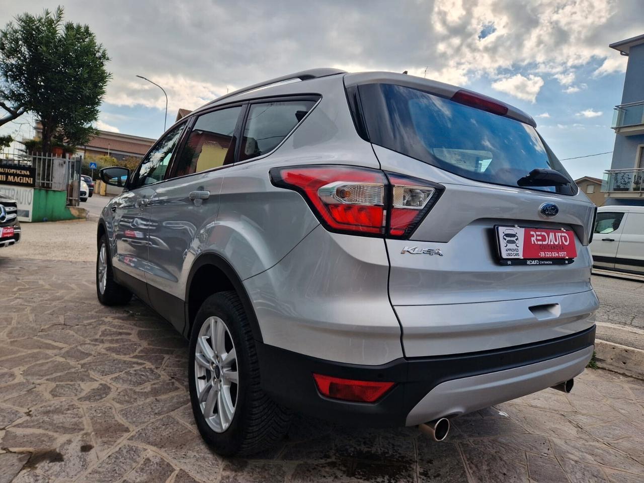 Ford Kuga 2.0 TDCI 120 CV S&S 2WD Powershift Business