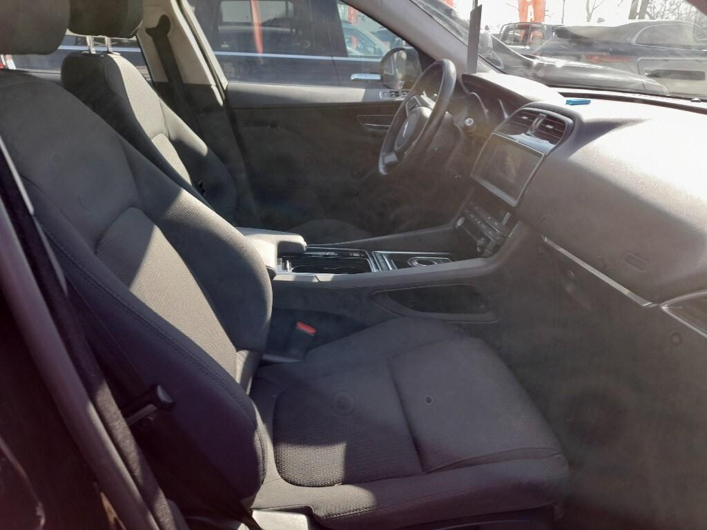 JAGUAR F-Pace (X761) F-Pace 2.0 D 180 CV ...