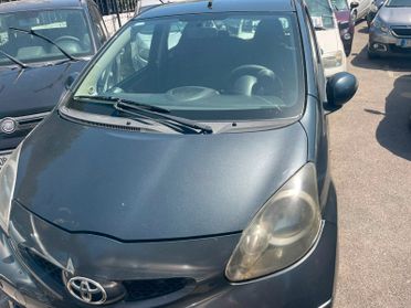Toyota Aygo 1.0 VVT-i 69 CV 5 porte x-cool TSS MMT