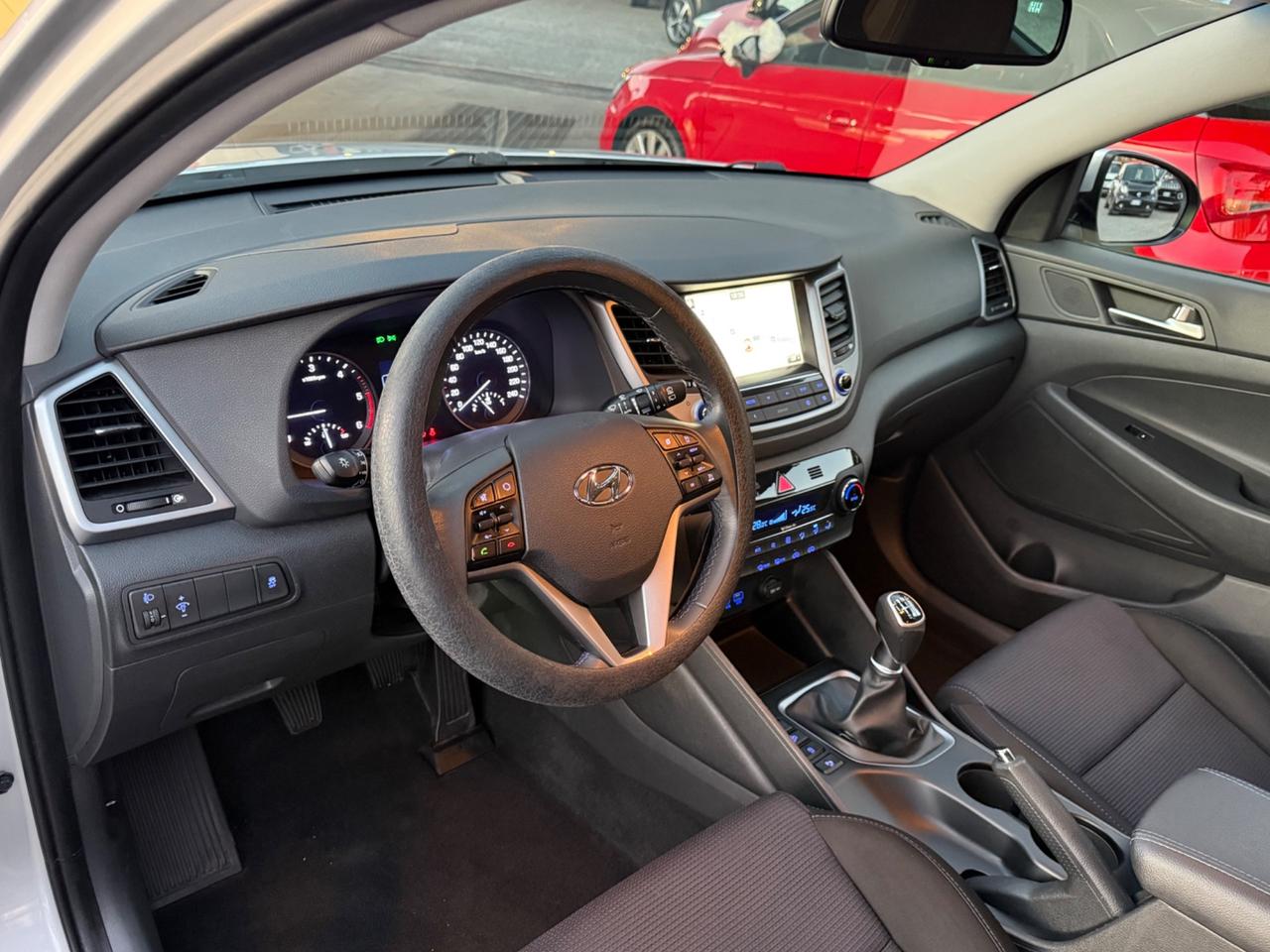 Tucson 1.6 dci -unipro-117 mila km -rate-garanzia-E6