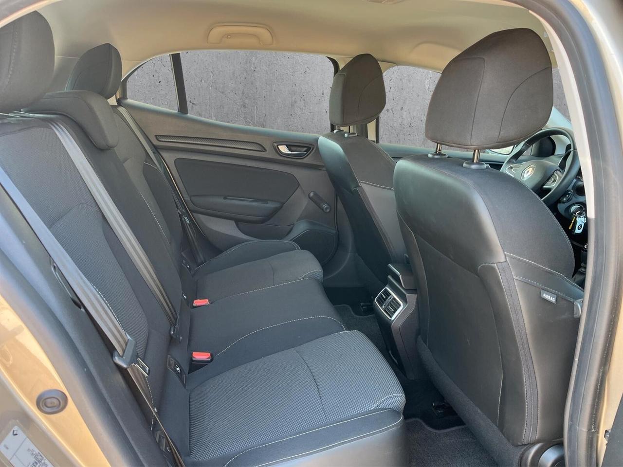 Renault Megane Blue 1.5 dCi 115 CV Intens
