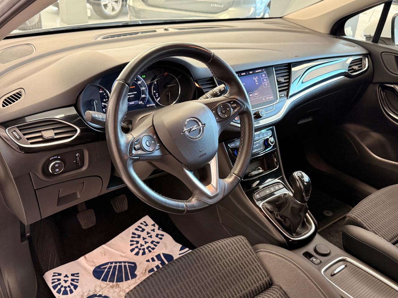 Opel Astra Sports Tourer 1.5 cdti 122cv MATRIX NEOPATENTATI