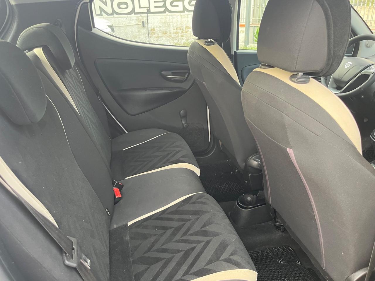 Lancia Ypsilon 0.9 TwinAir 85 CV Ecochic Gold