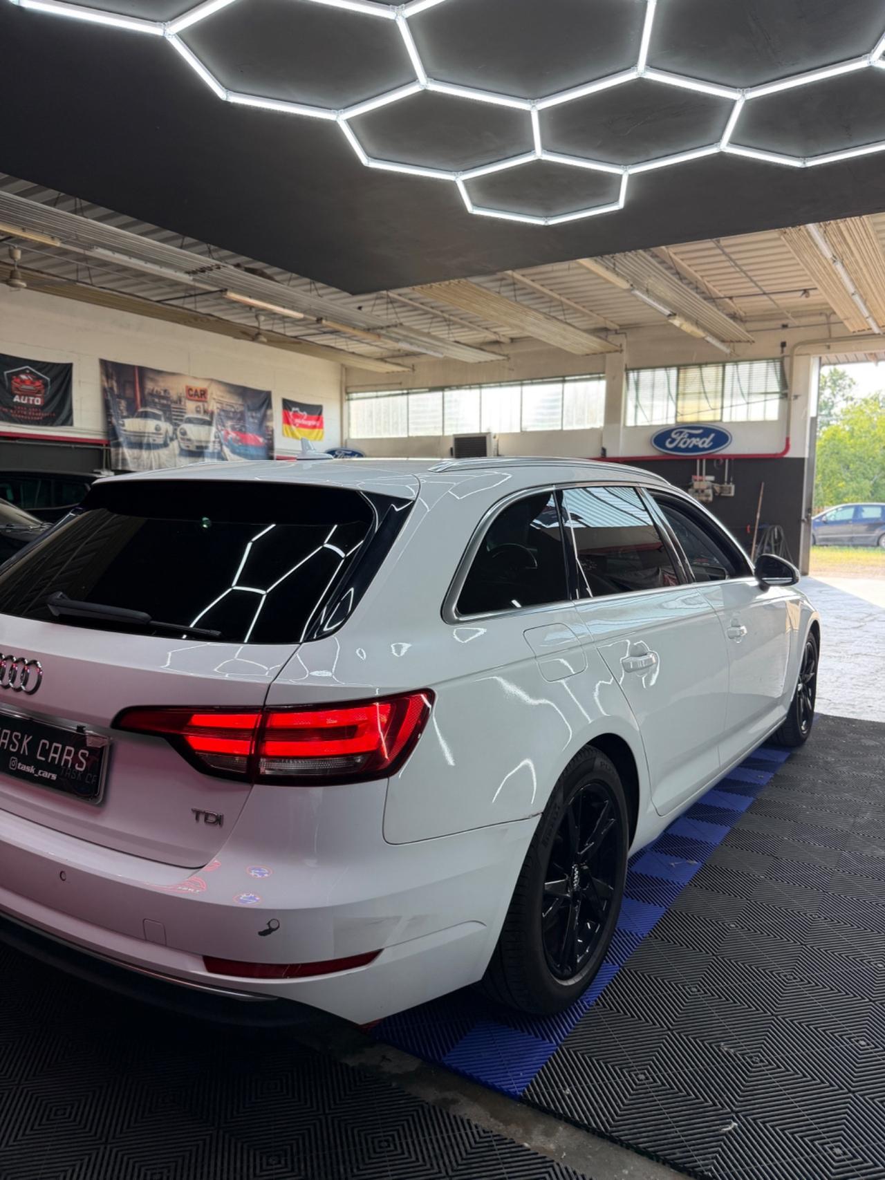Audi A4 Avant 2.0 TDI 122 CV S tronic Sport