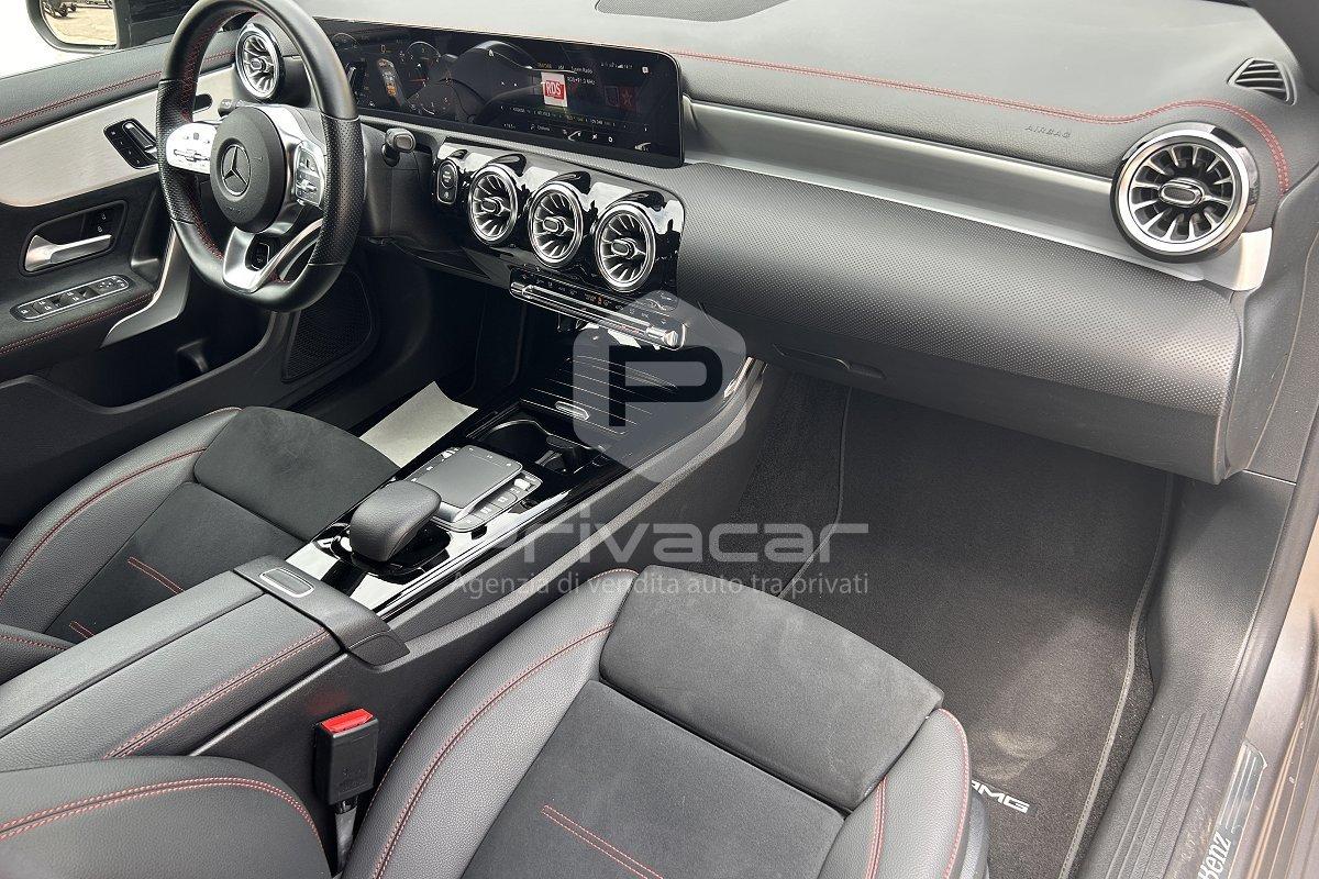 MERCEDES CLA 200 d Automatic Premium