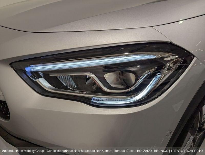 Mercedes-Benz GLA 200 D 4MATIC PREMIUM AUTOMATIC