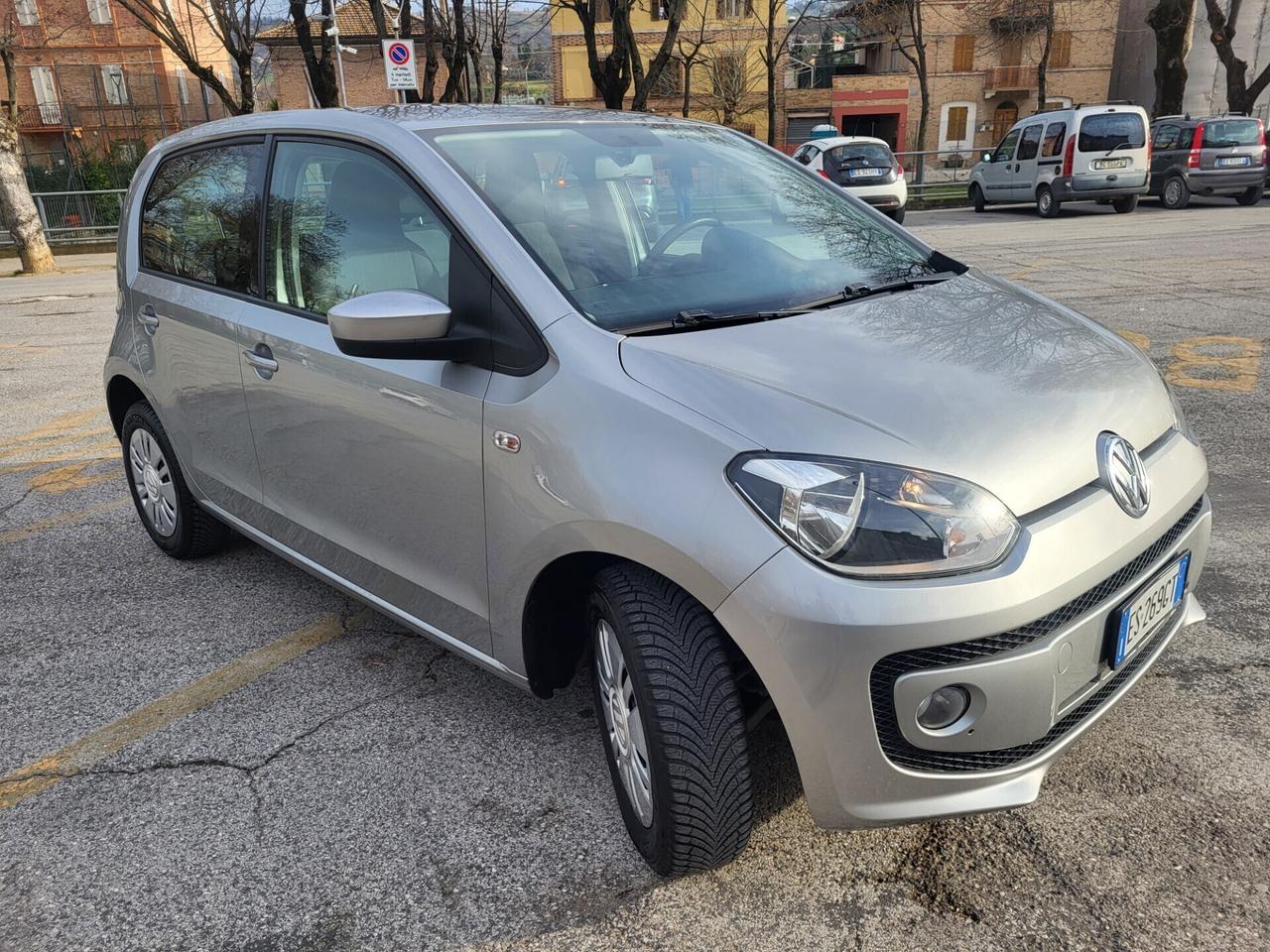 VOLKSWAGEN UP! ECO MOVE-UNICA PROPRIET-3 REVISIONI