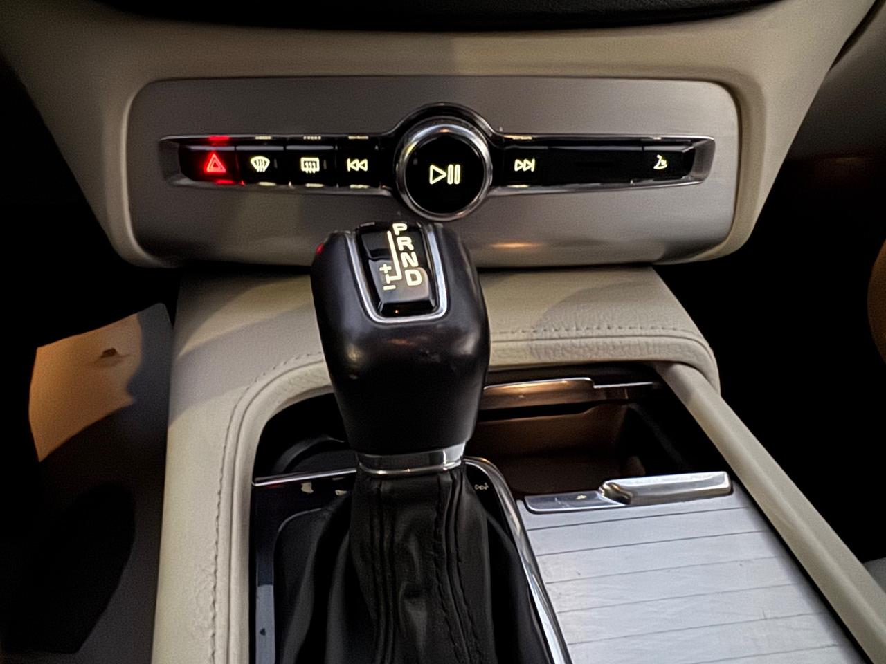 Volvo XC 90 XC90 D4 Geartronic 7 posti Business Plus