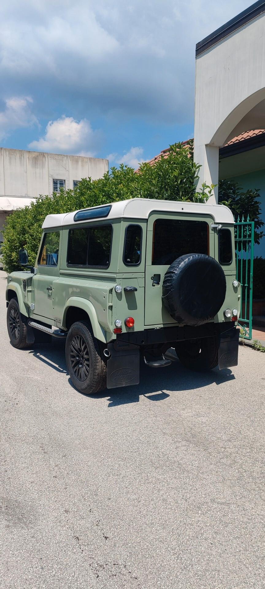 Land Rover Defender 90 2.5 300tdi