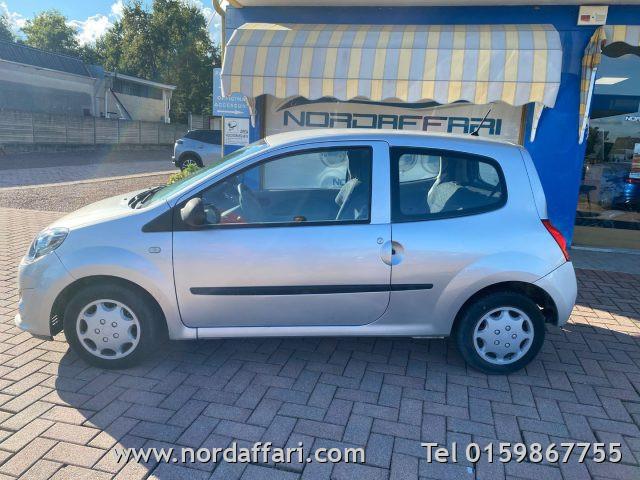 RENAULT Twingo 1.2 8V Le Iene NEOPATENTATI